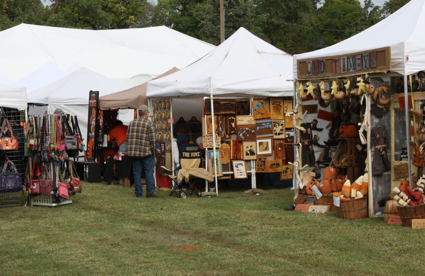 Craft vendor market outdoor tents